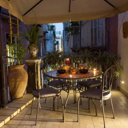 Casa LATINA