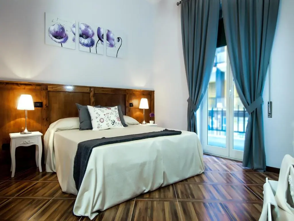 Bed Napoli