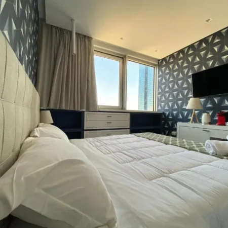 2B Fifteen Floor Suite Napoli