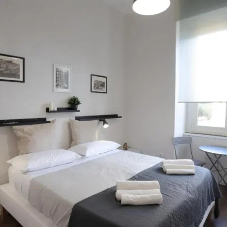 Tammurriata_Nera_Bedroom