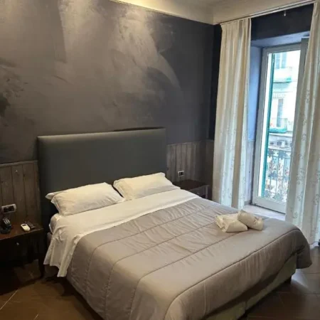 Smart station hotel