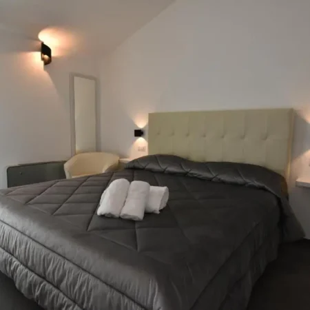 Cavour Rooms