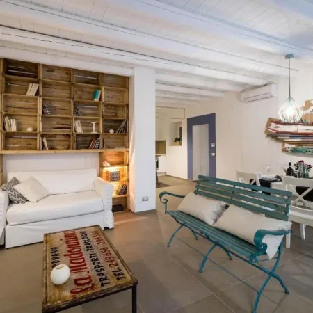 Cassari UpArtments