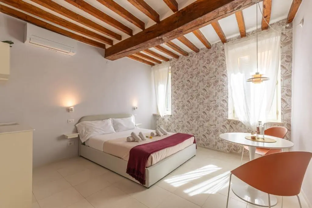 GLAM PARMA