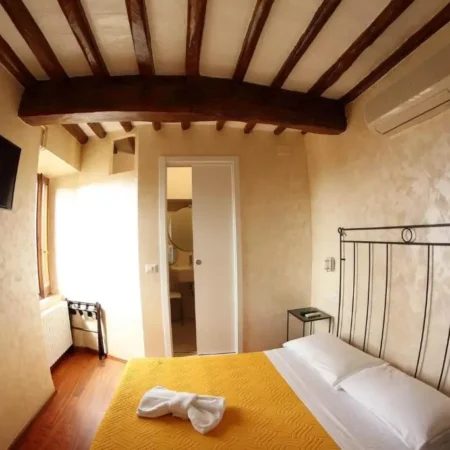 Mini Hotel