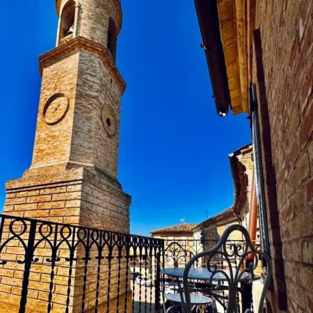 La Torre tra terra e cielo