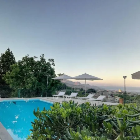 Villa Capogrecale