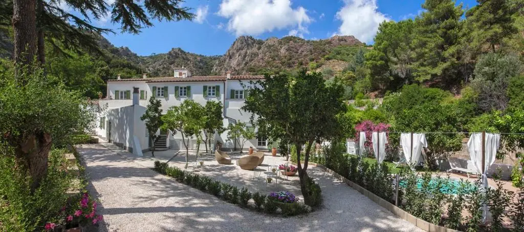 B&b
