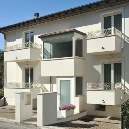 Astra Suite Apartments
