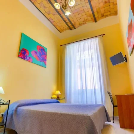 Gordon Apartment