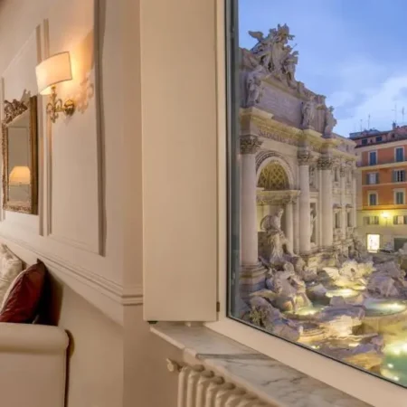 Trevi Ab Aeterno: Amazing View of Trevi Fountain