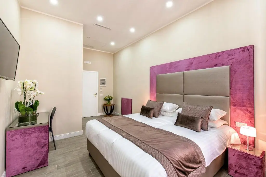 Bloom Apartment by la griffe