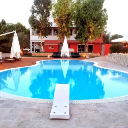 Alfieri Cottage