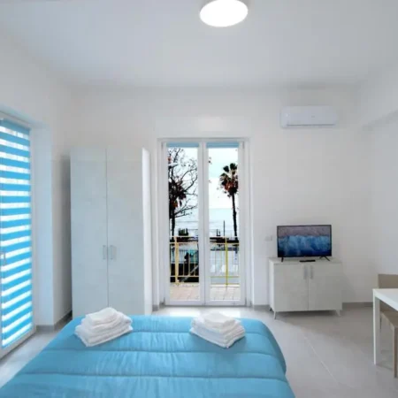 Rocciola Home