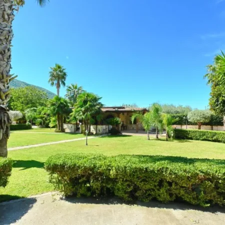 Garden house