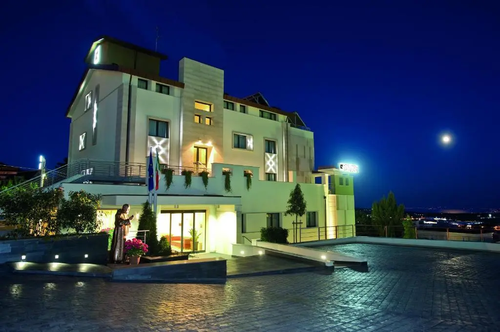 hotel vittoria
