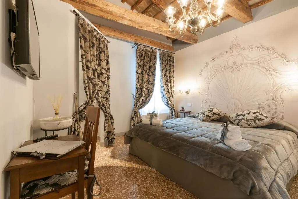 Muneghe Luxury Apartments