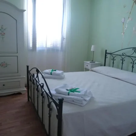 B&B Alos