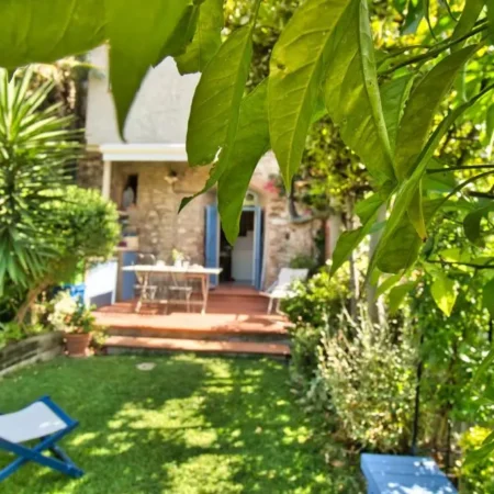La Casa nel Castello e il giardino segreto