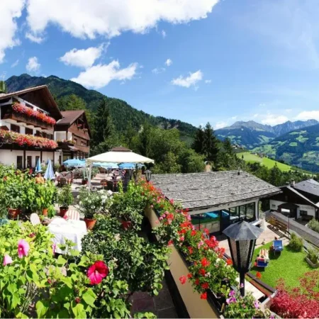 Hotel Tirol
