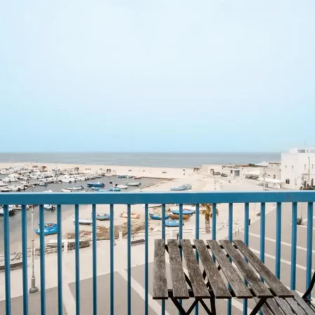 Three Room – Sea View Luxury Loft