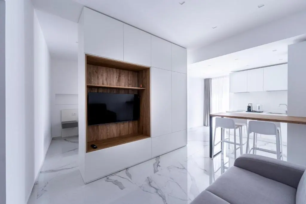Alberti Apartments