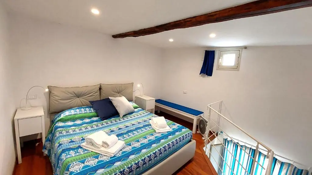 Dede Apartments