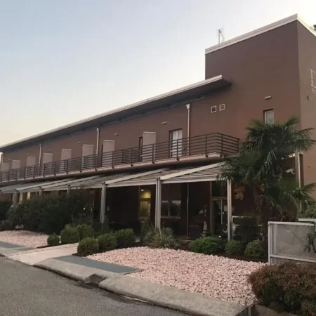 EQ Hotel