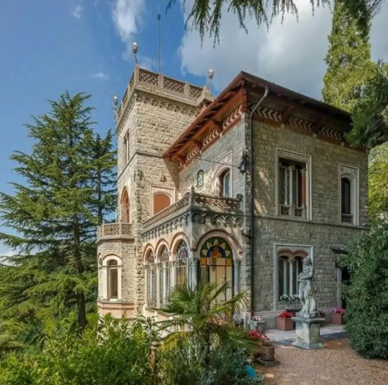 Il Parco E Gli Affreschi