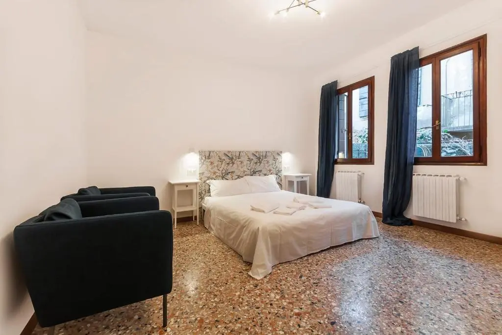 Casa Alimante