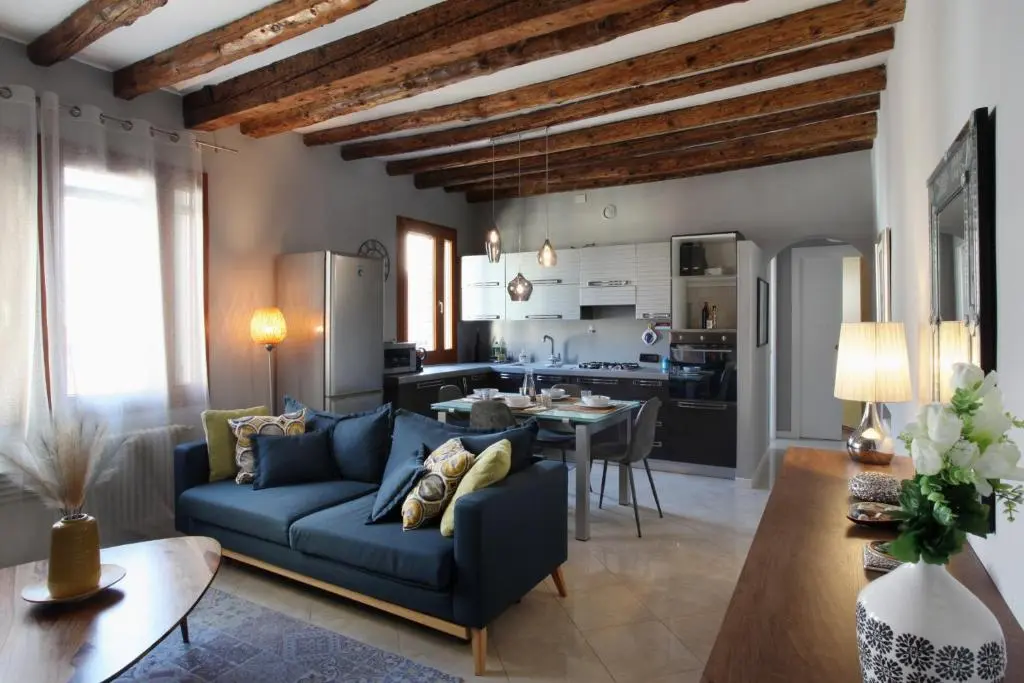 Modern Venice apartment