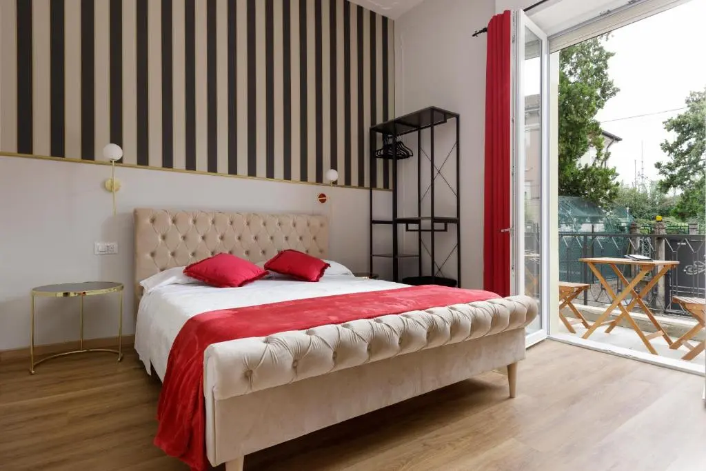 Domus 44 Rooms & Apartments