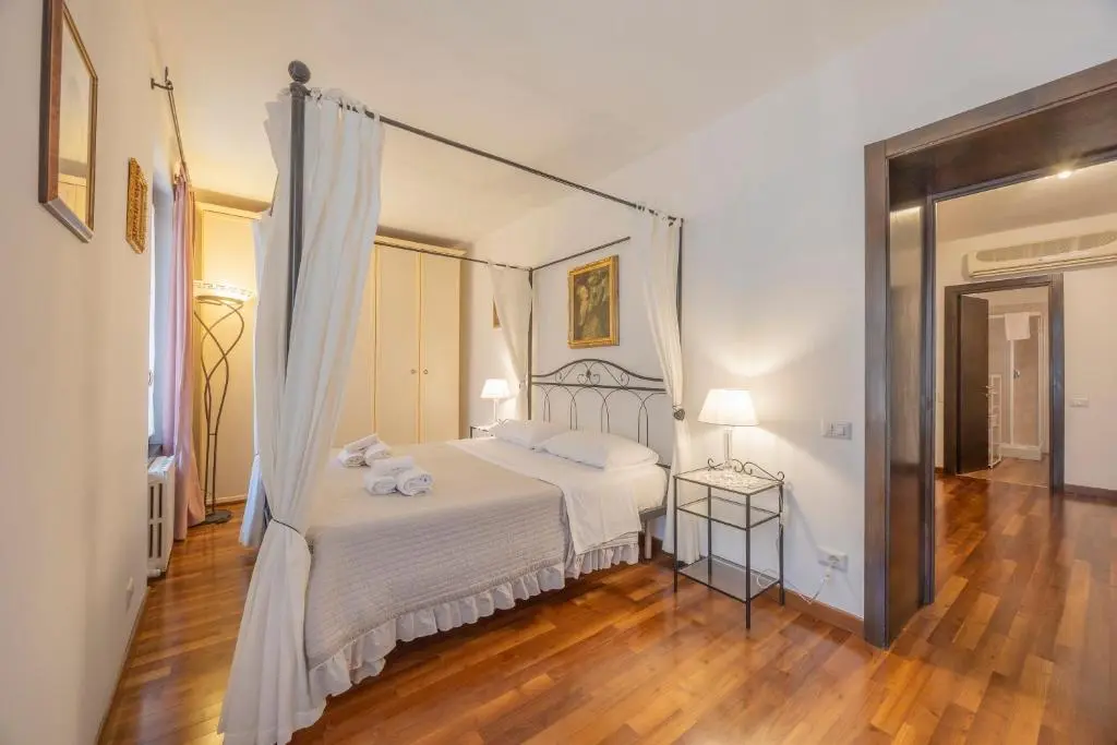 santa cecilia apartment & condo